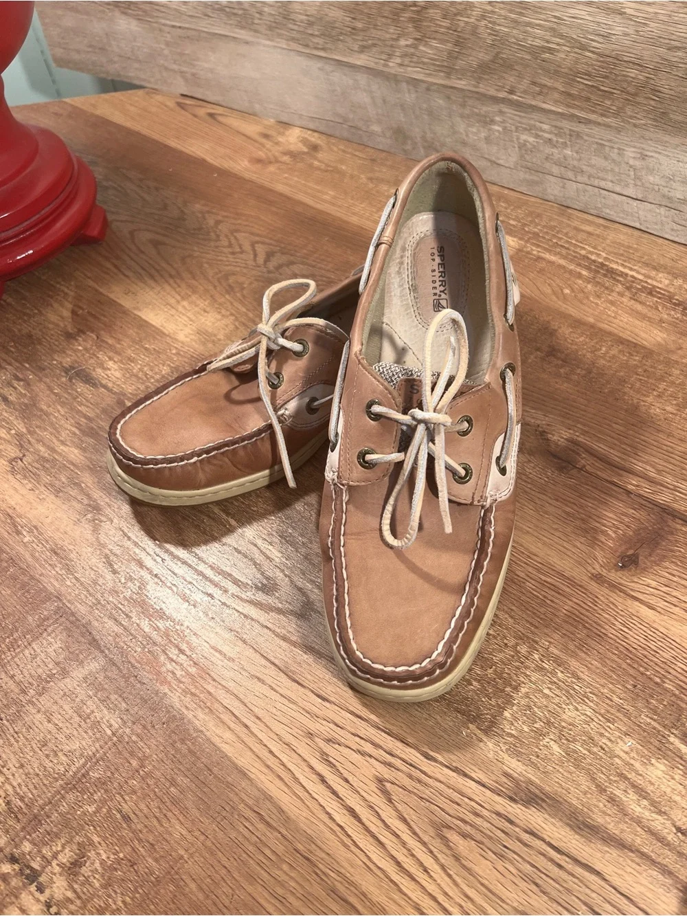 Sperry Top Sider Tan Leather Women’s Classic Boat Shoes Size 9.5